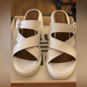 Bueno Milan White Leather Women's Sandals Size 42, 10.5 New, In-box